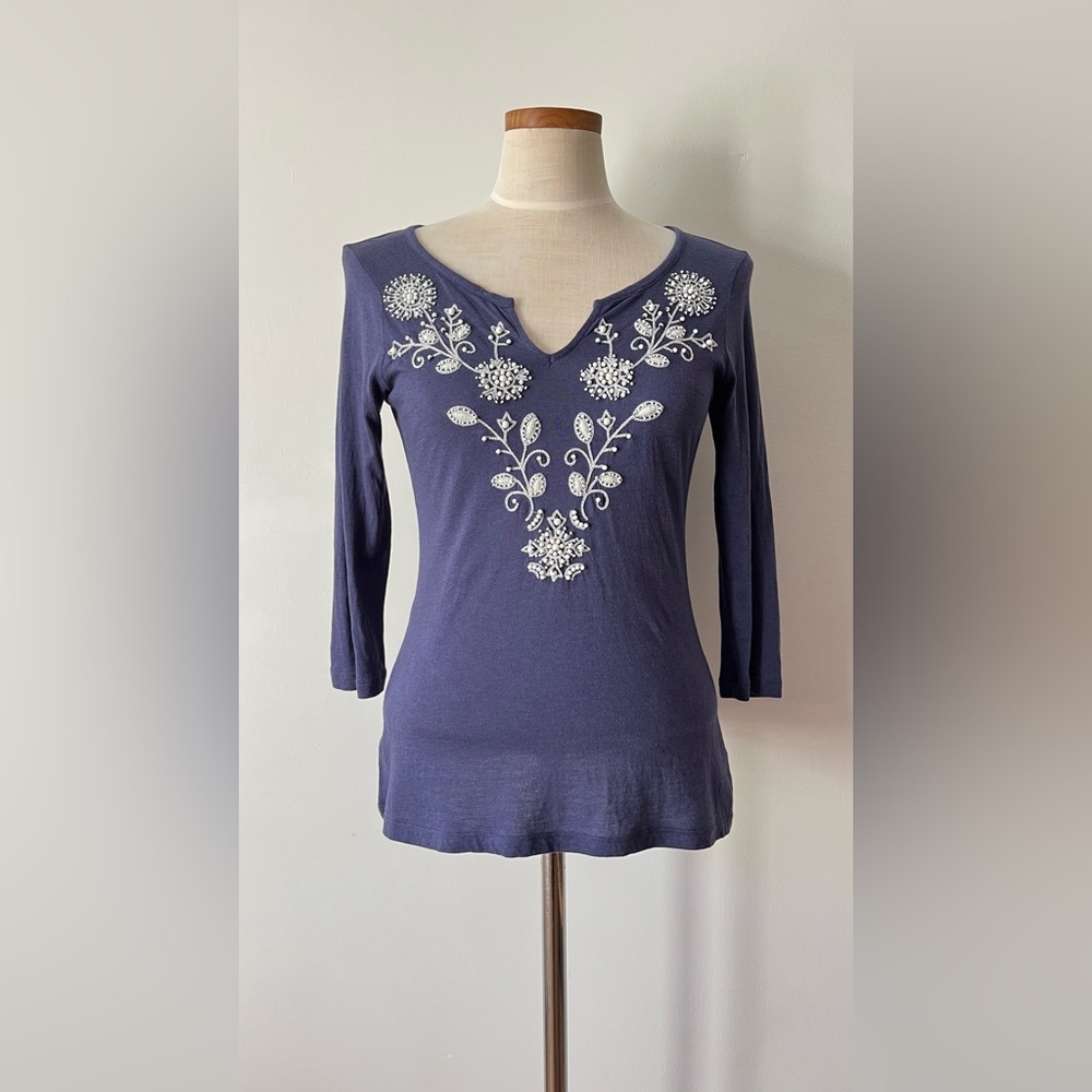 Old Navy Embroidered Blue Purple Scoop Neck 3/4 Sleeve Top